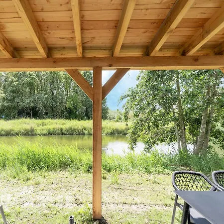 Waterside Charm Near Rotterdam, Cleaning Included