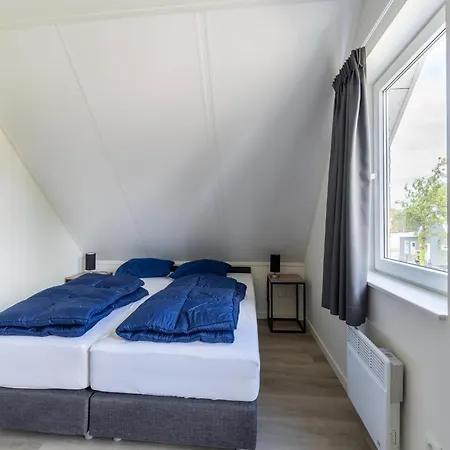 Waterside Charm Near Rotterdam, Cleaning Included